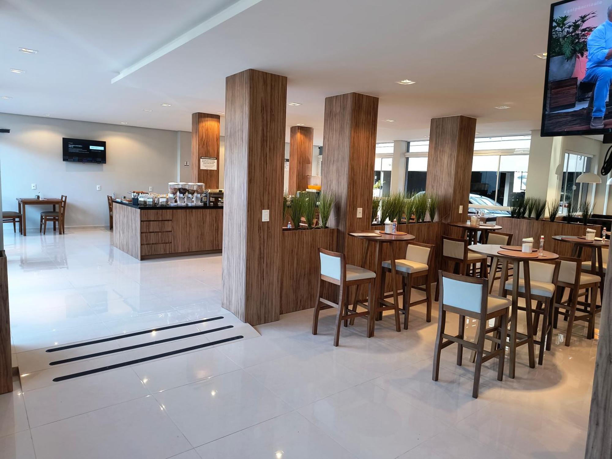 Id Hotel Passo Fundo Kültér fotó